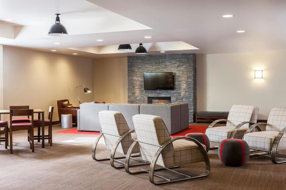 Four Points By Sheraton Seattle Airport South Де Мойн Екстериор снимка