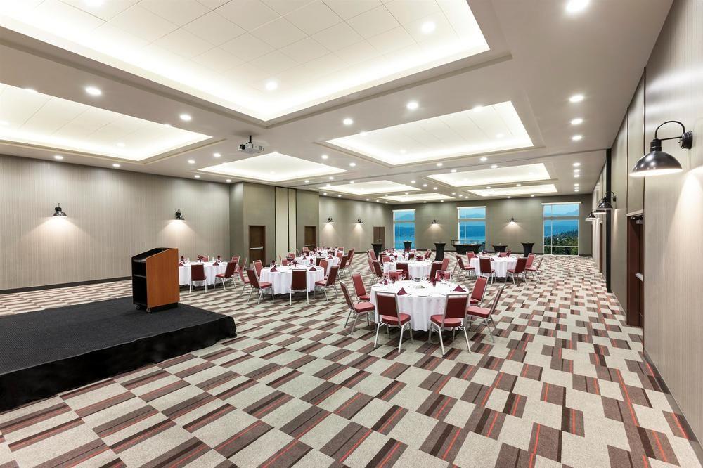 Four Points By Sheraton Seattle Airport South Де Мойн Екстериор снимка