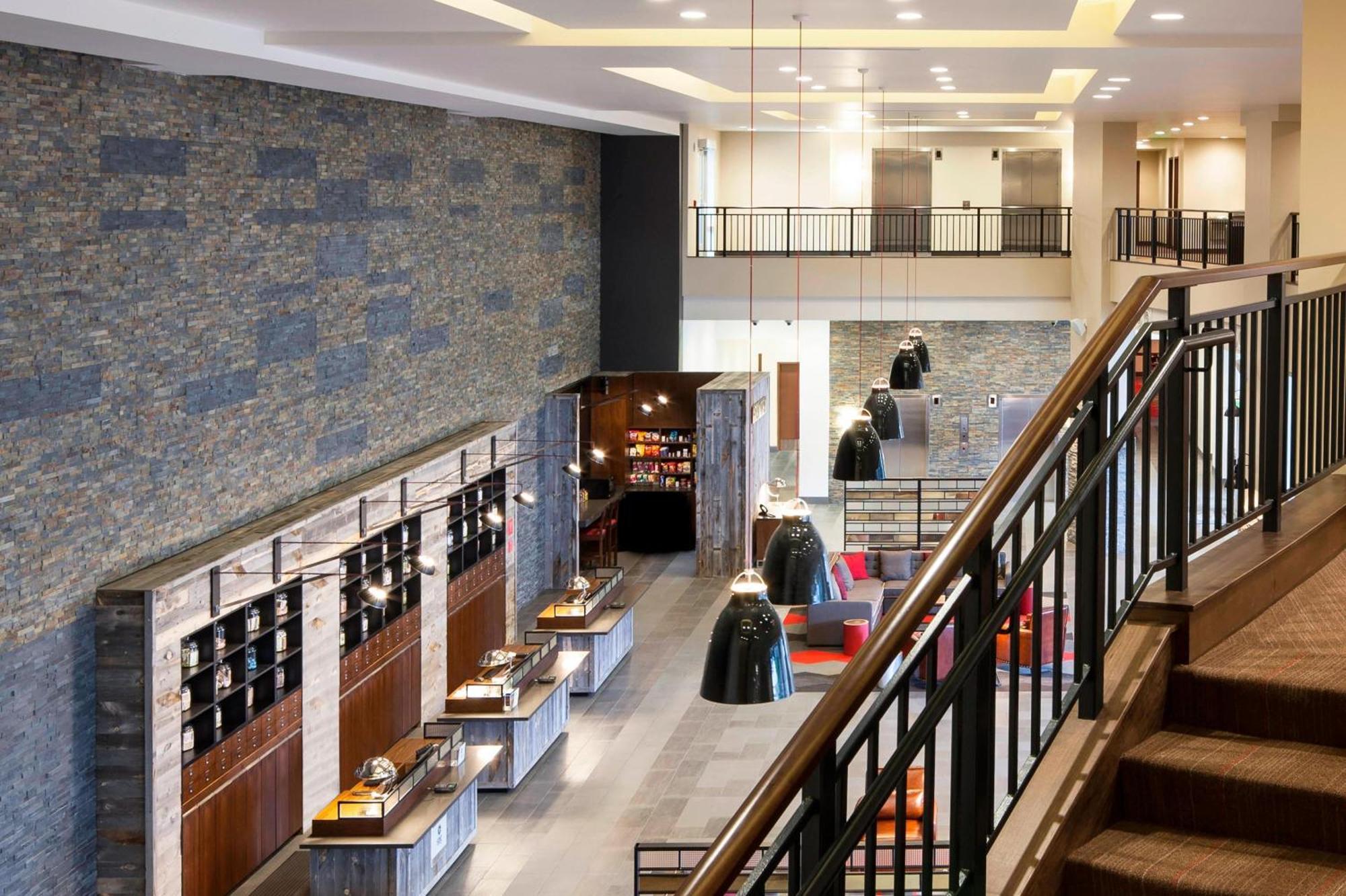 Four Points By Sheraton Seattle Airport South Де Мойн Екстериор снимка